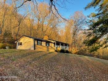 255 Miller Hollow Ln, Rocky Top, TN 37769