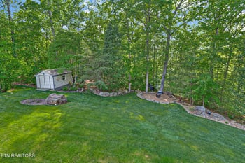 255 Quail Ridge Dr, Crossville, TN 38555