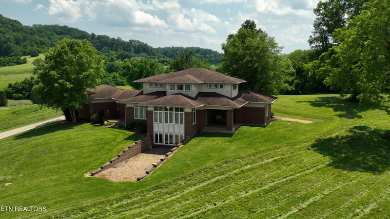 255 Sunset Vw, Sharps Chapel, TN 37866