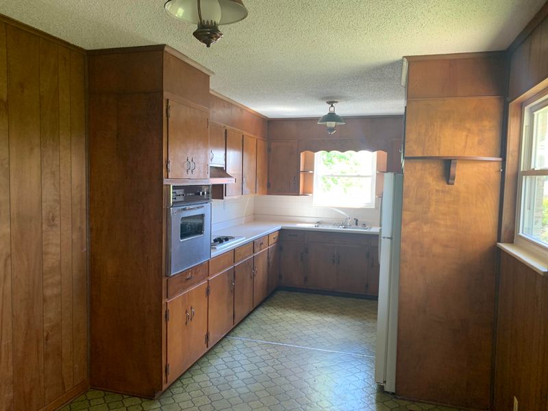 2551 Corinth Rd, Loudon, TN 37774