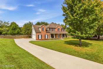 2551 Silverstone Ln, Knoxville, TN 37932