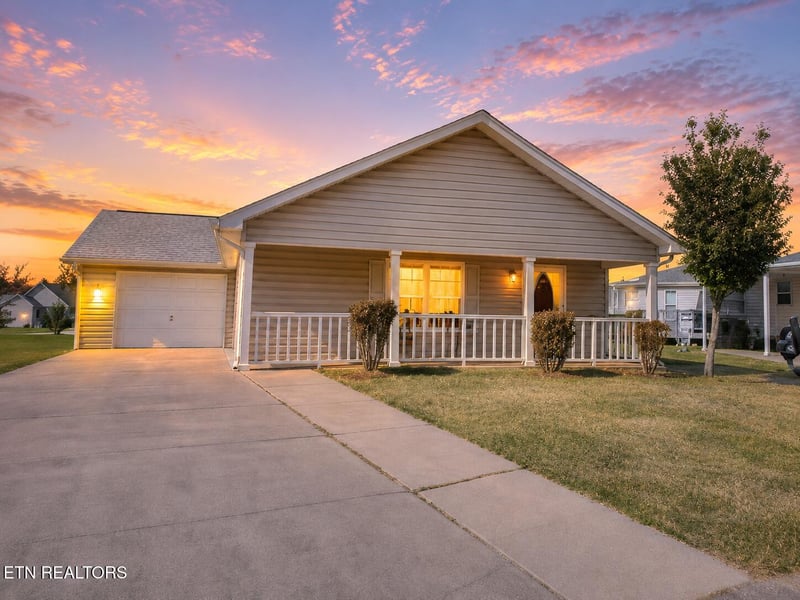 2553 Bay Meadows Way, Sevierville, TN 37876