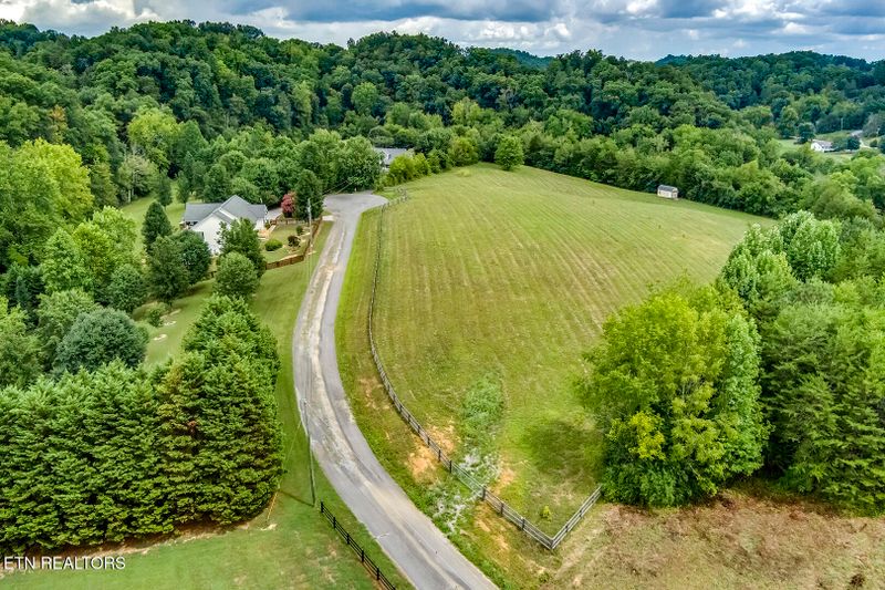 2557 Kay Jay Way, Seymour, TN 37865