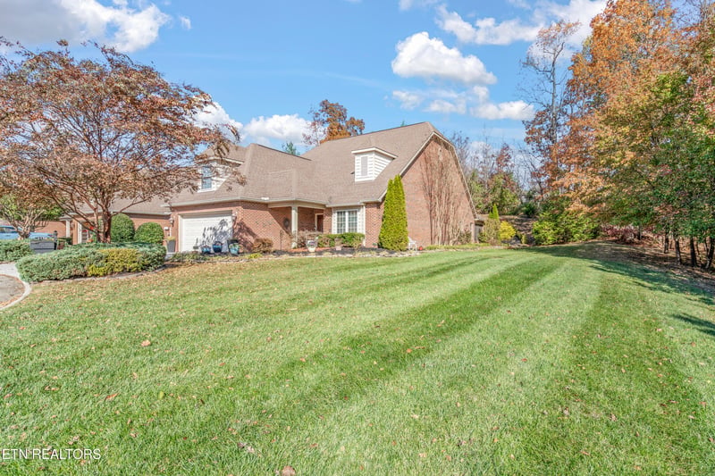 2558 Maple Branch Ln, Knoxville, TN 37912