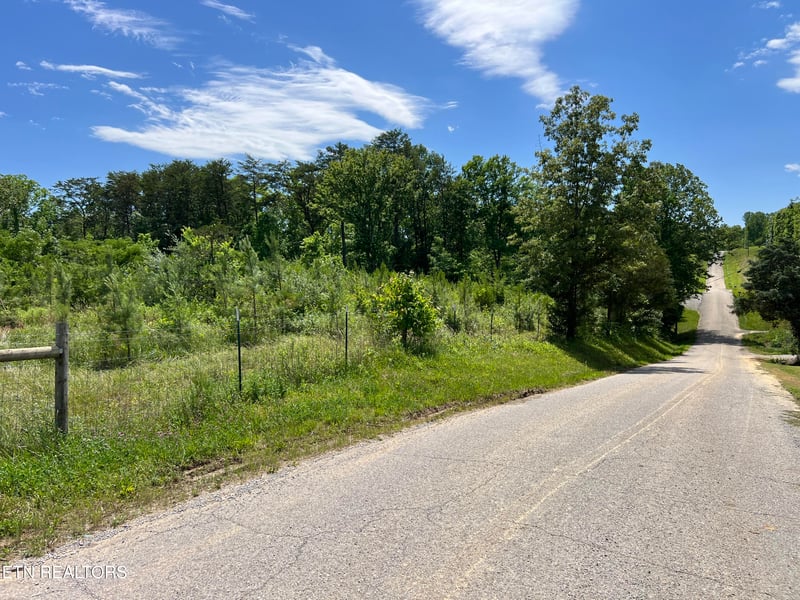 256 Atkins Rd, Madisonville, TN 37354