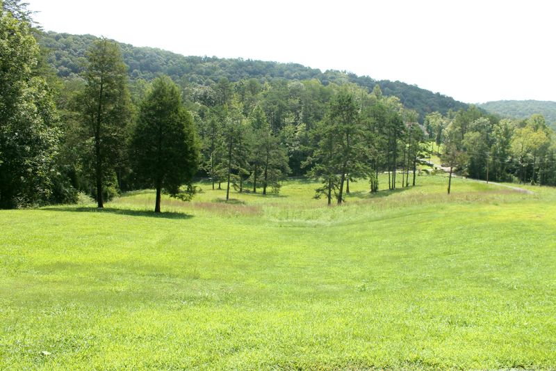 256 Bush Rd, Clinton, TN 37716