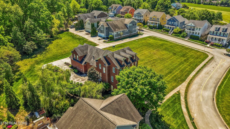 256 Ivy Gate Ln, Knoxville, TN 37934