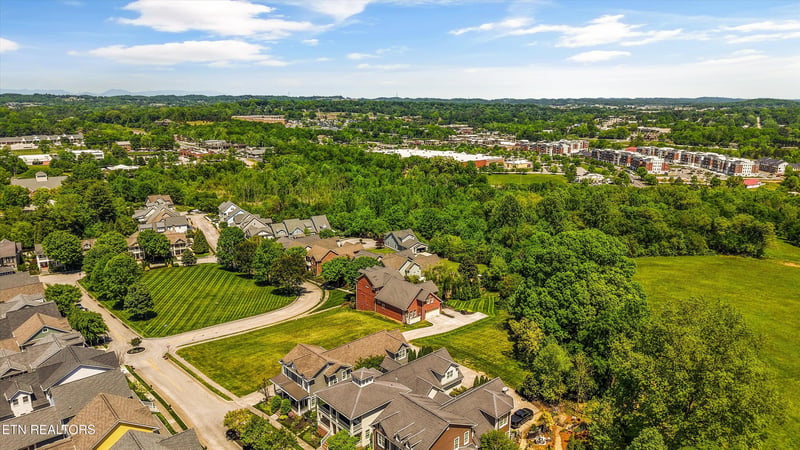 256 Ivy Gate Ln, Knoxville, TN 37934