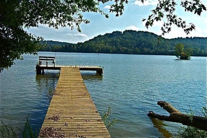 256 Willow Dr, Kingston, TN 37763