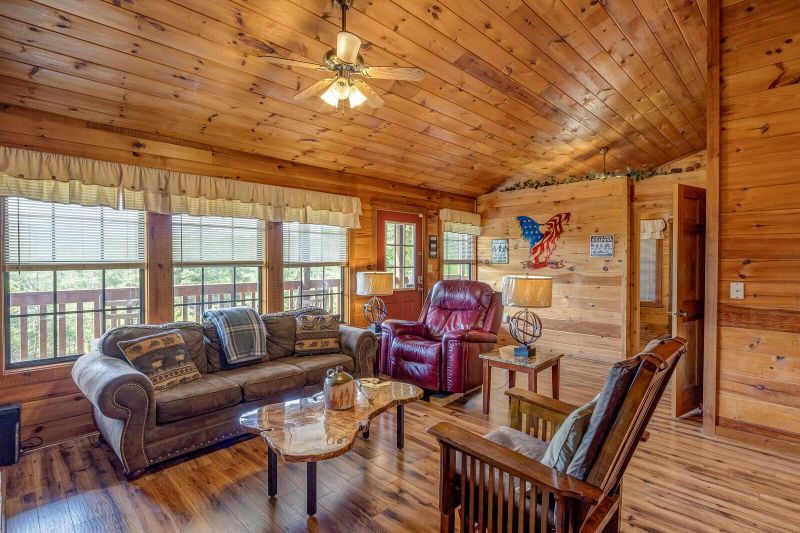 2560 Goose Gap 2a Rd, Sevierville, TN 37876