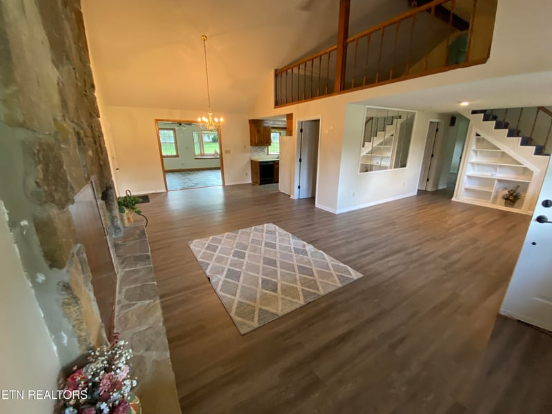 2565 Dunbar Rd, Crossville, TN 38572