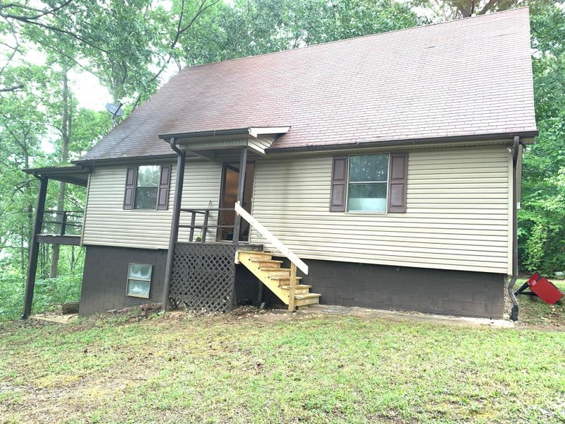 2569 River Rd, Kingston, TN 37763