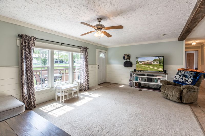 257 Frontier Rd, Lafollette, TN 37766