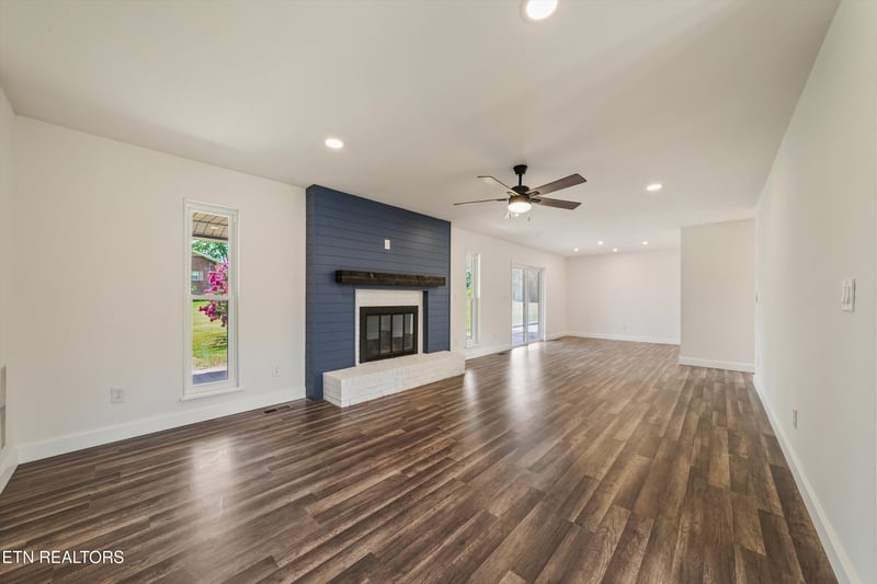 2572 Sevierville Rd, Maryville, TN 37804