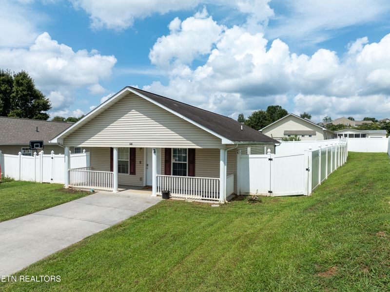 2573 Bay Meadows Way, Sevierville, TN 37876