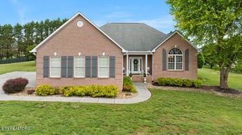 2573 Creekstone Cir, Maryville, TN 37804