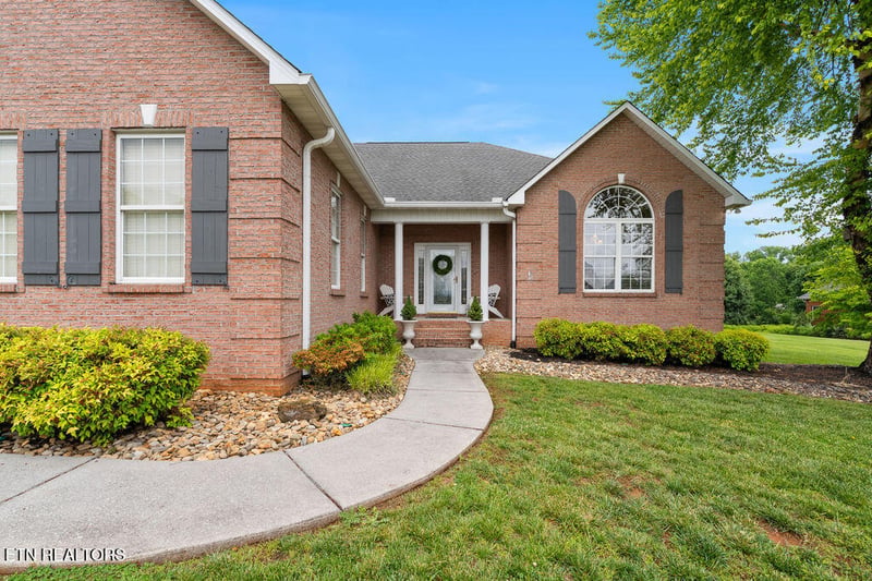 2573 Creekstone Cir, Maryville, TN 37804
