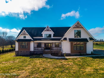 2574 Creekstone Cir, Maryville, TN 37804