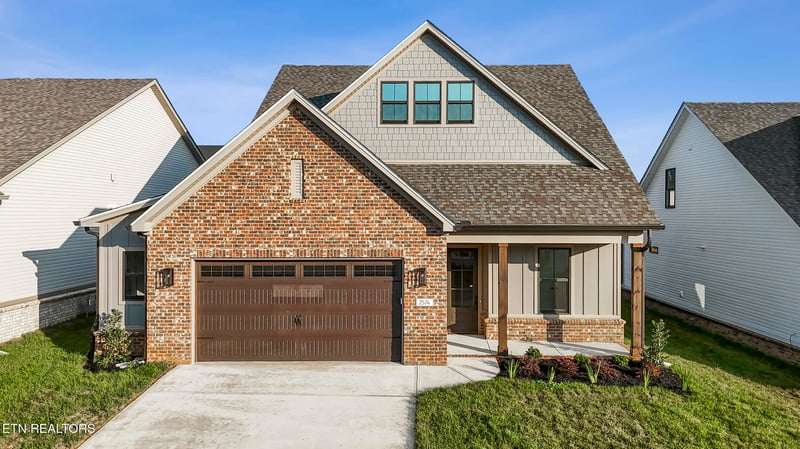 2574 Marshall Pass Rd, Knoxville, TN 37932