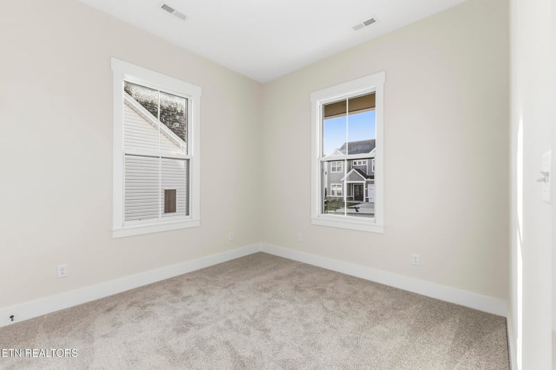 2574 Marshall Pass Rd, Knoxville, TN 37932