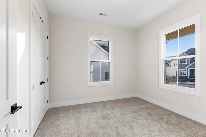 2574 Marshall Pass Rd, Knoxville, TN 37932