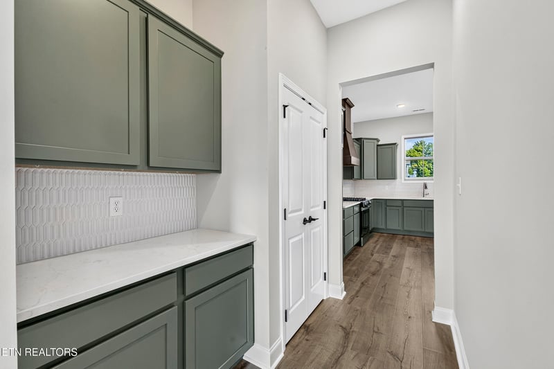 2579 Marshall Pass Rd, Knoxville, TN 37932