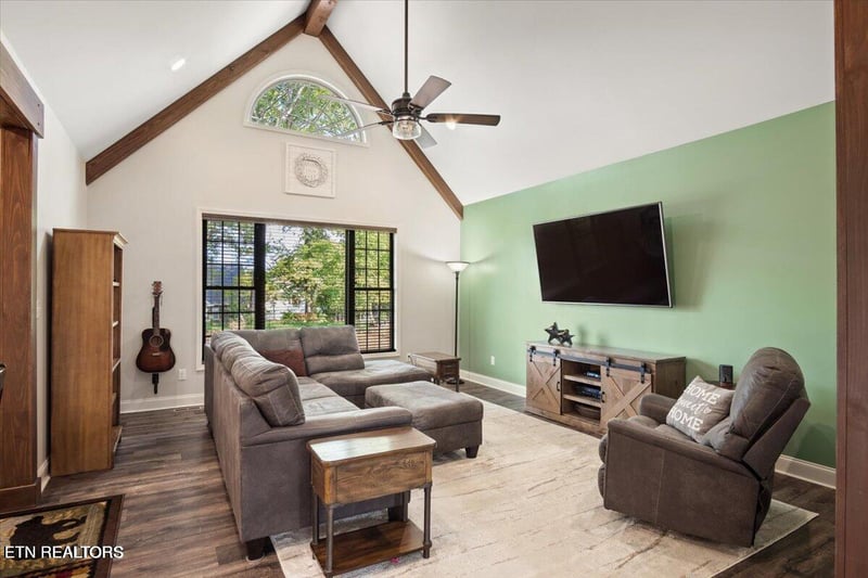 258 Chatuga Way, Loudon, TN 37774
