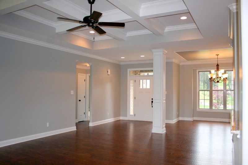 258 Fallon Ln, Lenoir City, TN 37771