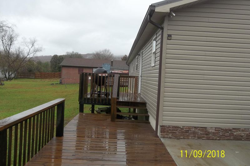 258 Jackson Ln, Oliver Springs, TN 37840