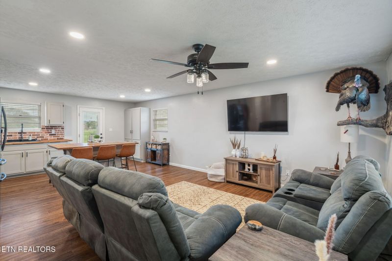 258 Meadow Brook Rd, Sweetwater, TN 37874
