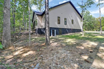 258 Westchester Dr, Crossville, TN 38558