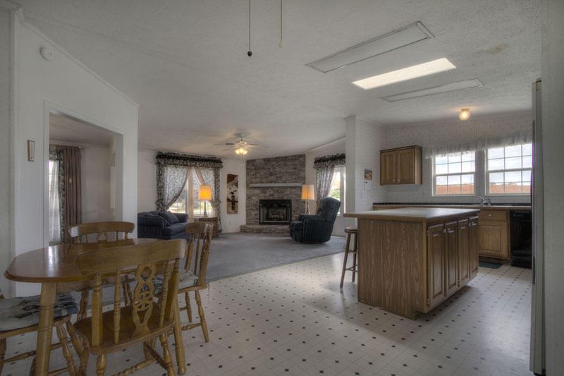 2584 Bay Meadows Way, Sevierville, TN 37876