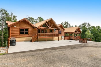 2586 Rogers Way, Sevierville, TN 37876