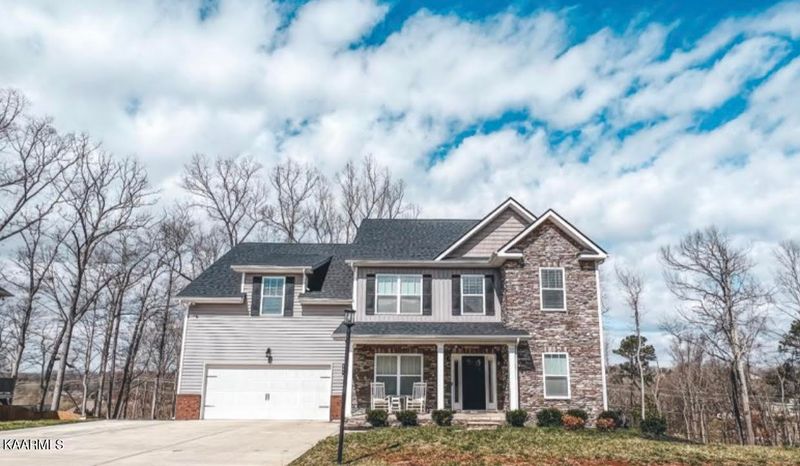 259 Bluff Shadows Ln, Seymour, TN 37865