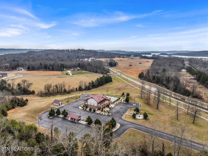 259 W Shore Dr, Rockwood, TN 37854