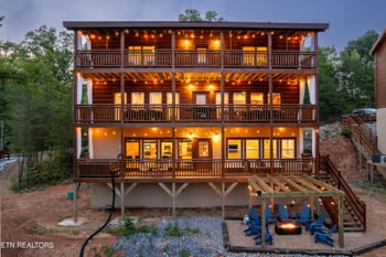2590 Rogers Way, Sevierville, TN 37876