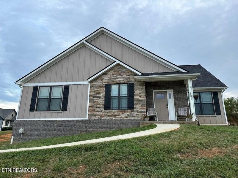 2593 Shoreline Vi, Morristown, TN 37814