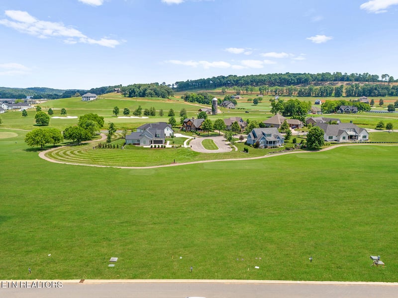 2594 Chestnut Ln, Loudon, TN 37774