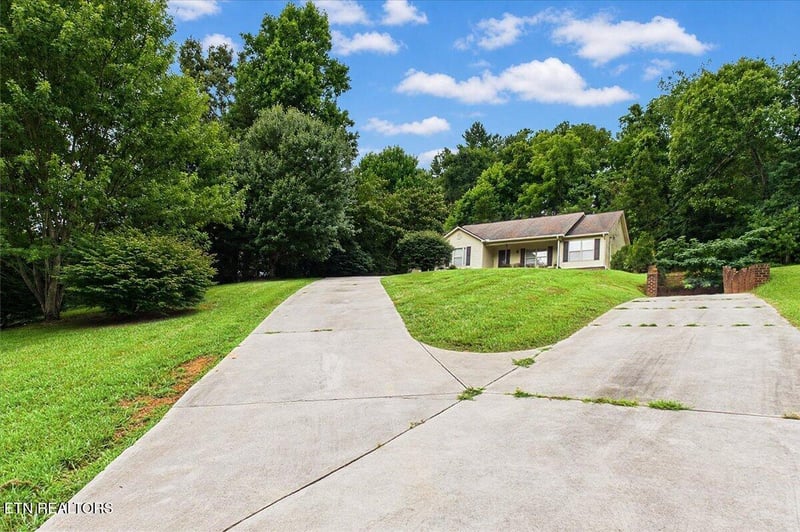 2599 Kaley Dr, Talbott, TN 37877
