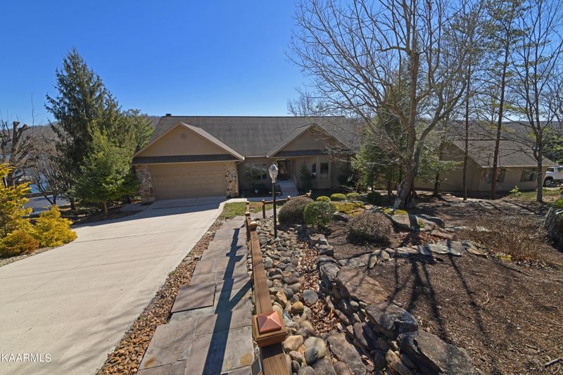 26 Brixton Ln, Fairfield Glade, TN 38558