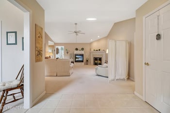 26 Brooks Ln, Crossville, TN 38558