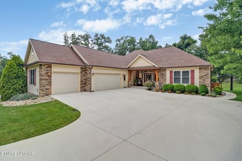 26 Dylan Ln, Crossville, TN 38558