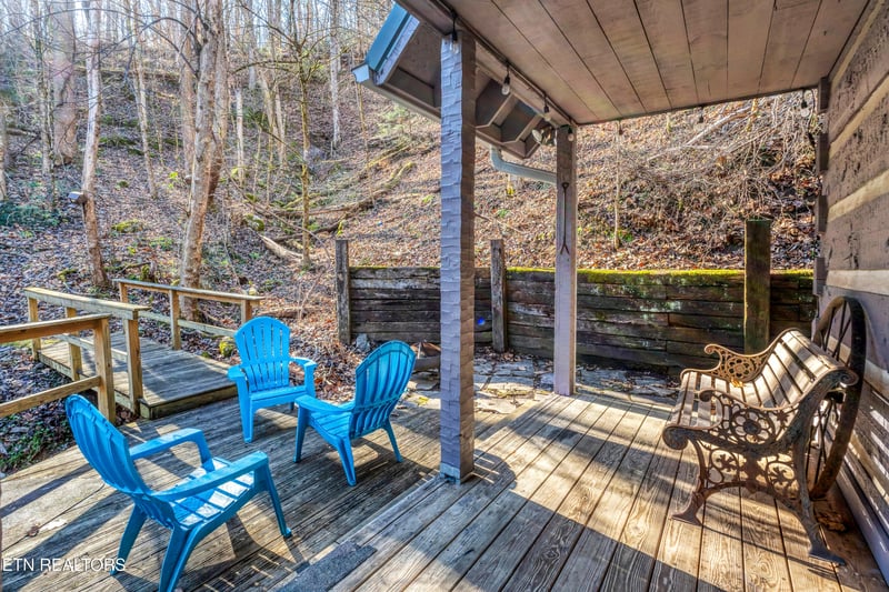 260 Black Mash Hollow Rd, Townsend, TN 37882