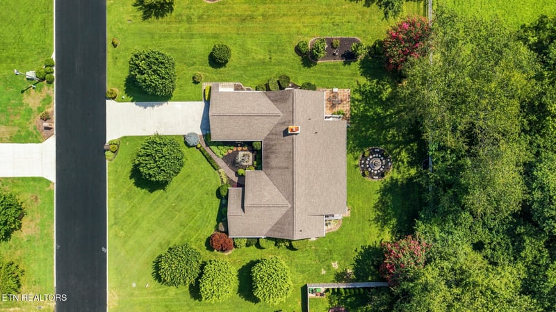 260 Lexington Pl, Sevierville, TN 37862