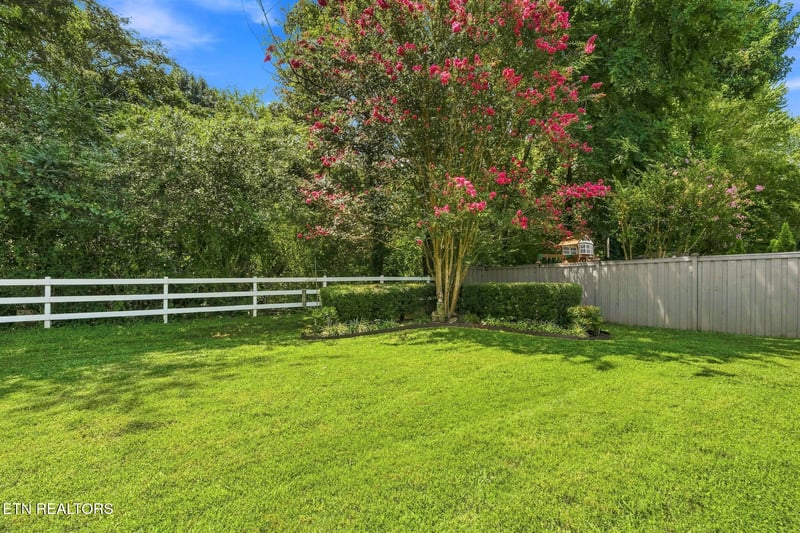260 Lexington Pl, Sevierville, TN 37862