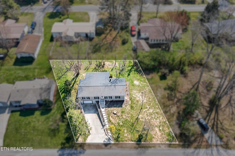 260 Rugby Rd, Crossville, TN 38558