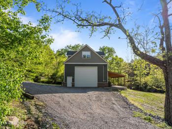 260 Shepard Ln, Thorn Hill, TN 37881