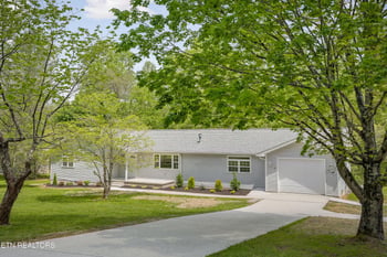 260 Yonside Dr, Sparta, TN 38583