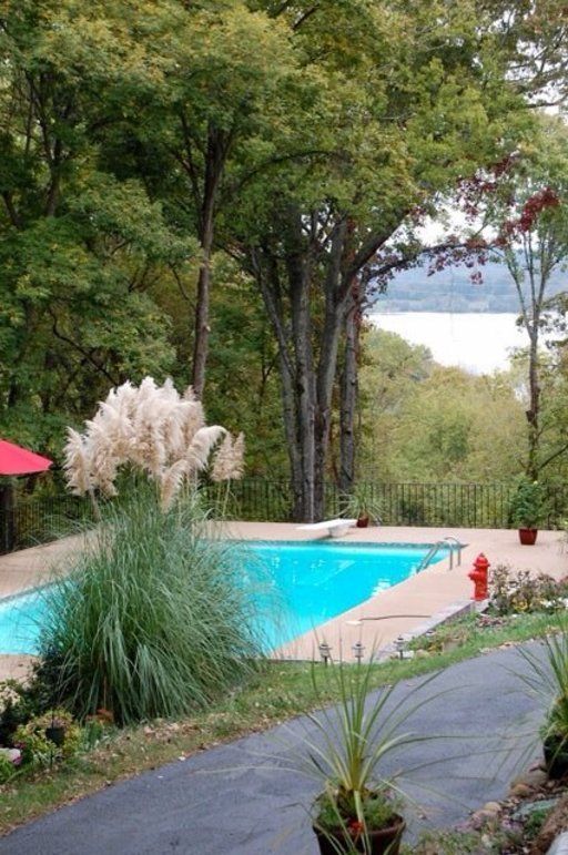 2600 Keller Bend Rd, Knoxville, TN 37922
