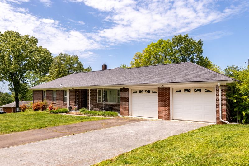 2601 Patrick Ave, Maryville, TN 37804